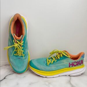 HOKA Clifton 9 running sneakers men’s 7